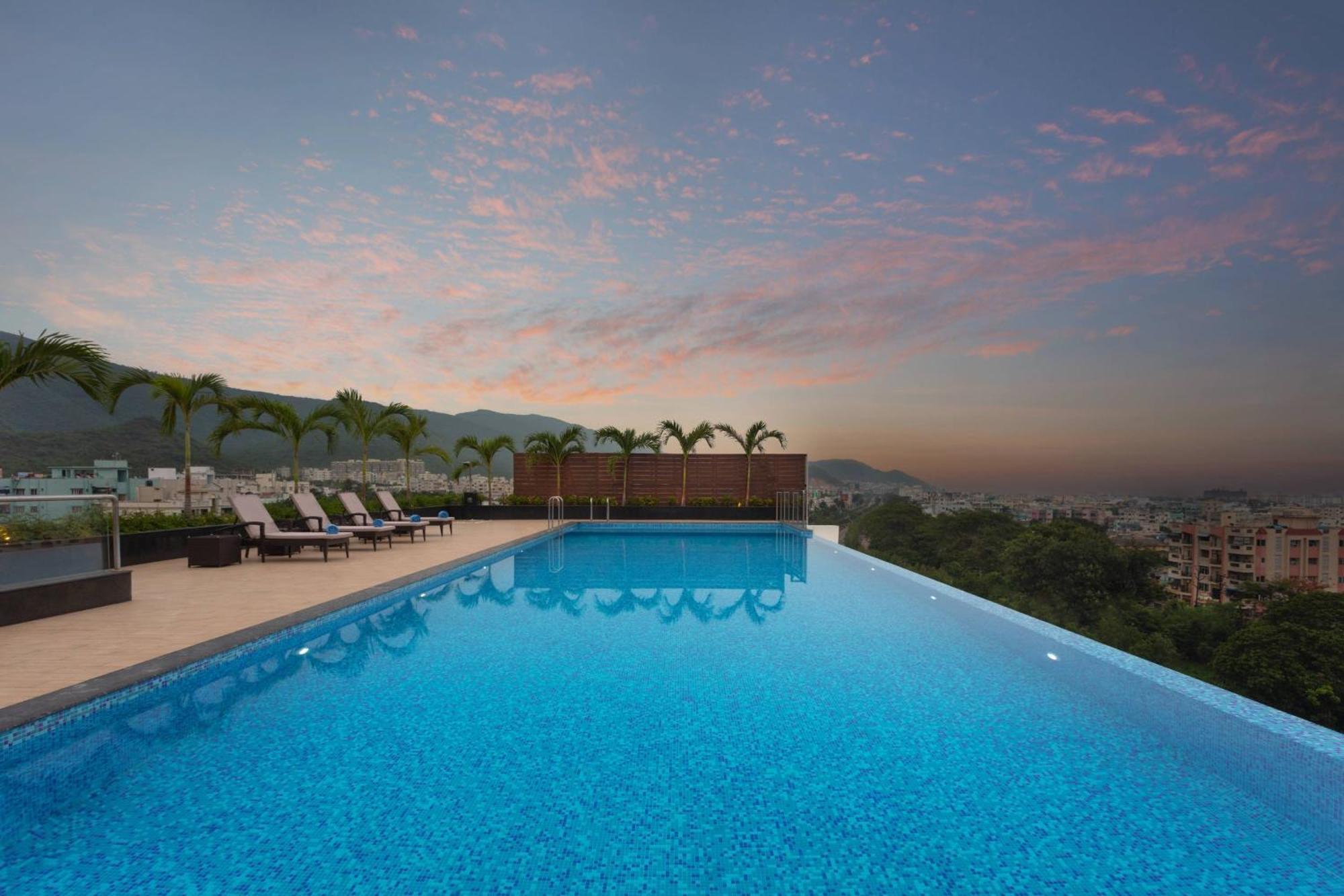 Hotel Fairfield By Marriott Višákhapatnam Exteriér fotografie